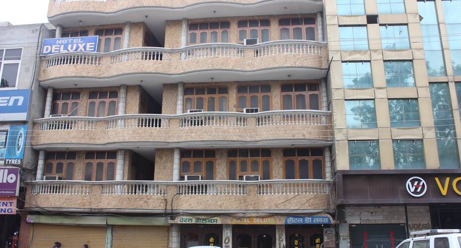 Hotel Deluxe, Amritsar 1